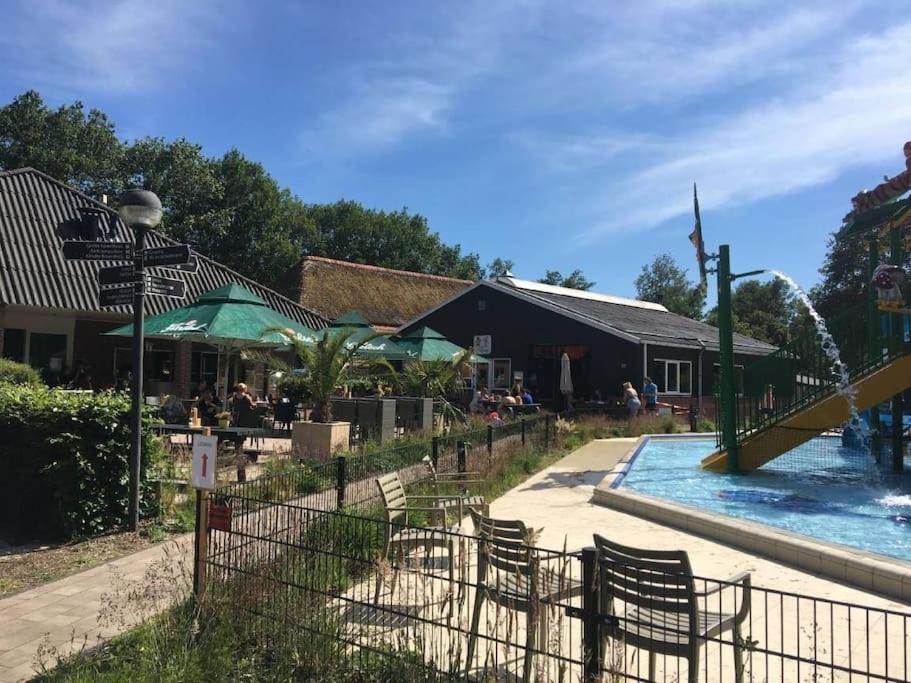 Camping De Pallegarste Chalet 119 Marienberg Dış mekan fotoğraf